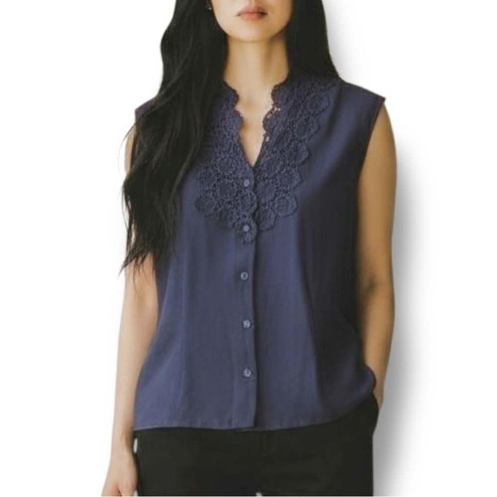 4/$20 Martiniqué Blue Sleeveless Lace Trim Button Front Blouse Size 14